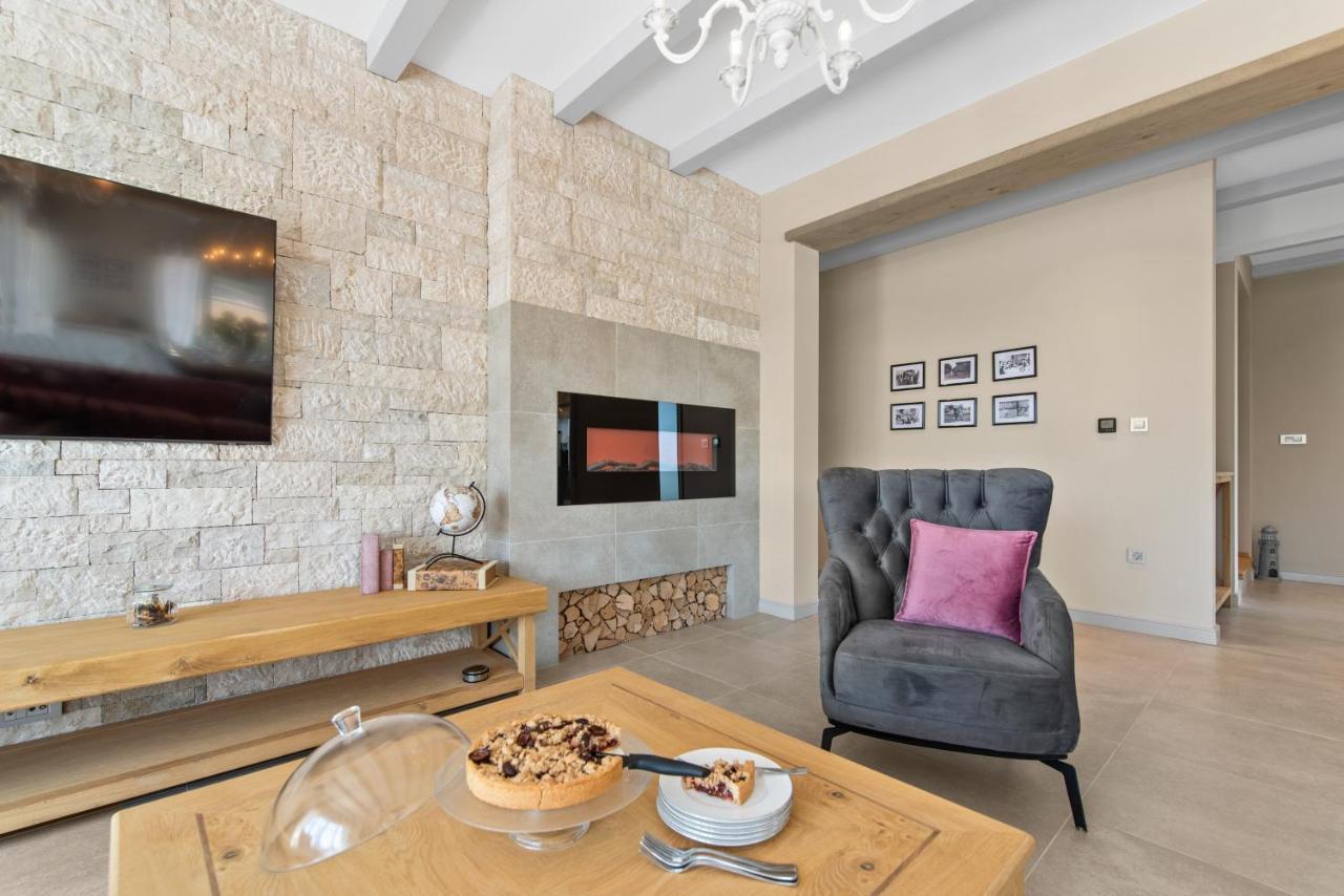 Villa Grivicic Nova Vas  ภายนอก รูปภาพ